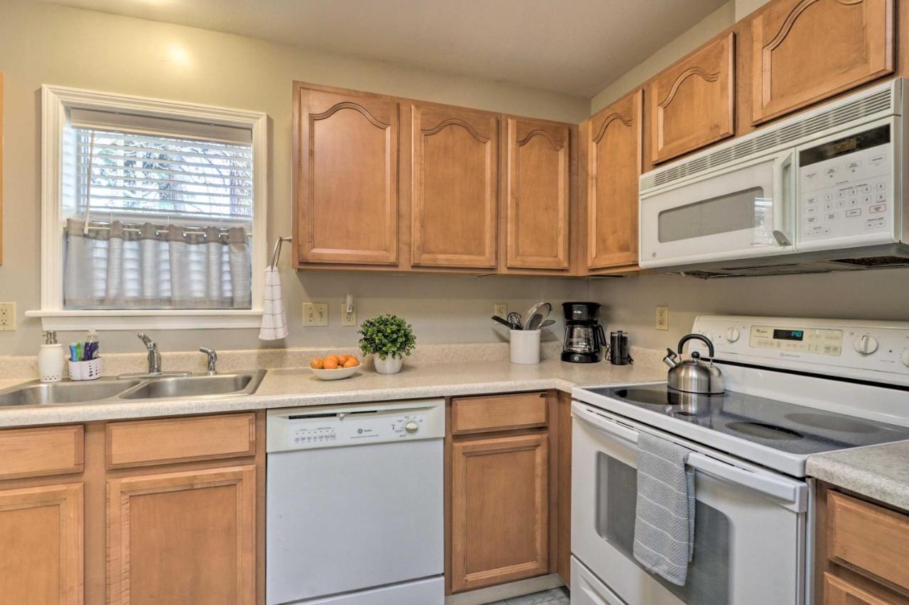 Centrally Located South Hill Apartment With Smart Tv Spokane Exterior foto
